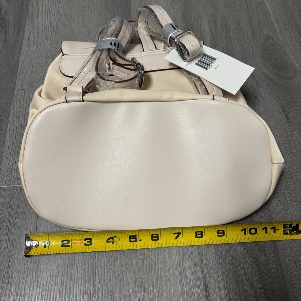 Jessica Moore Quilted Backpack Cloud Creme NWT - Picture 6 of 7